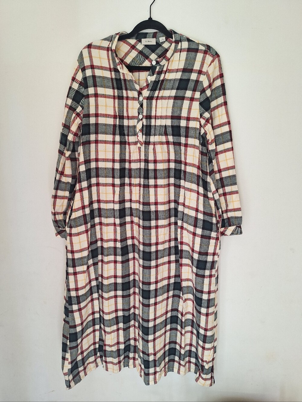 L.L. Bean Plaid Nightshirt in Cream, Red, Navy